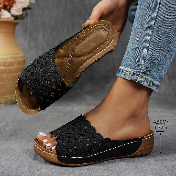 Stilvolle sommerliche Sandalen in Fischform für Damen