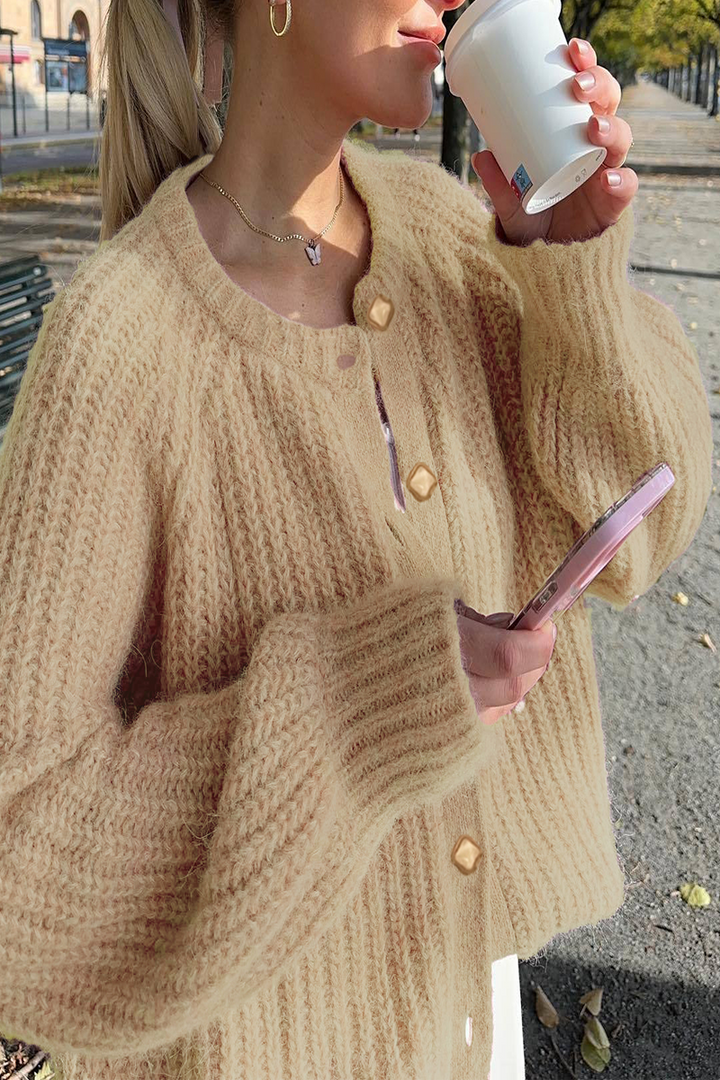 Lässiger Strickpullover mit Knöpfen und Rundhalsausschnitt Außenbekleidung