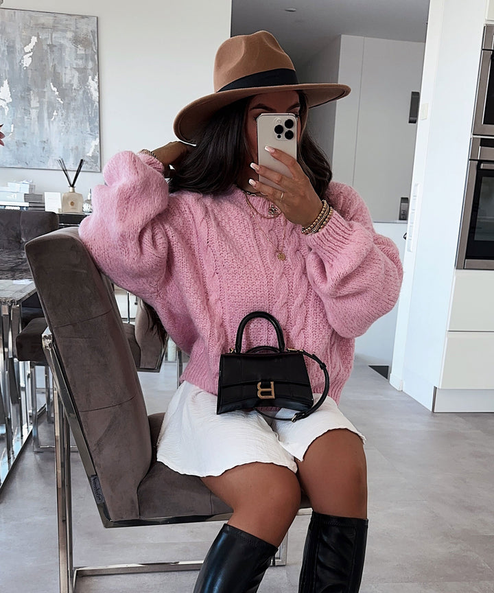 Eleganter weißer Rock