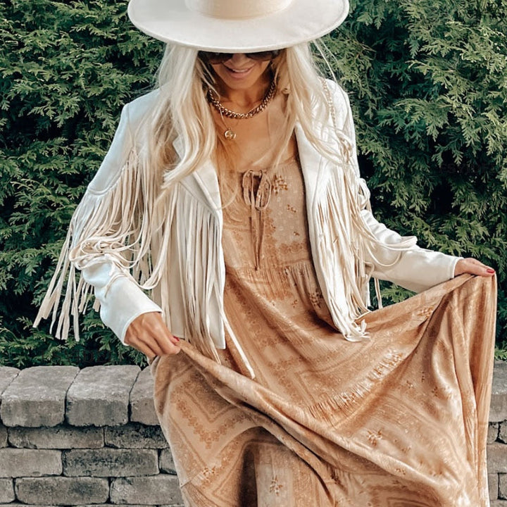 Boho-Fransenjacke mit auffälligen Details an der Vorderseite