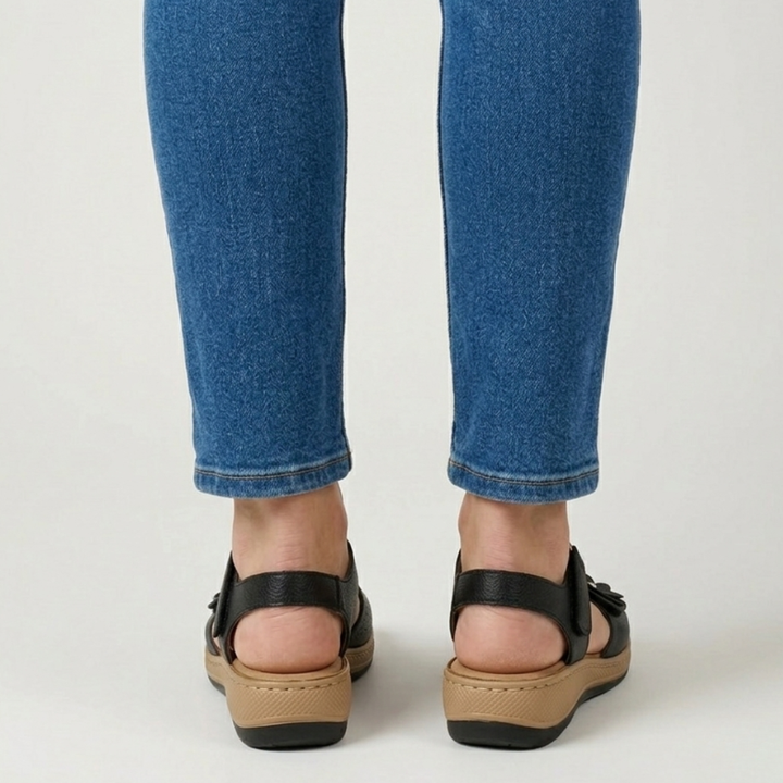 Damen Sandalen mit Blumenmuster und hohem Tragekomfort