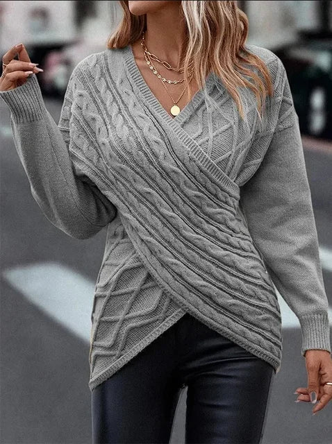 Schicker leichter gestrickter Pullover für Damen