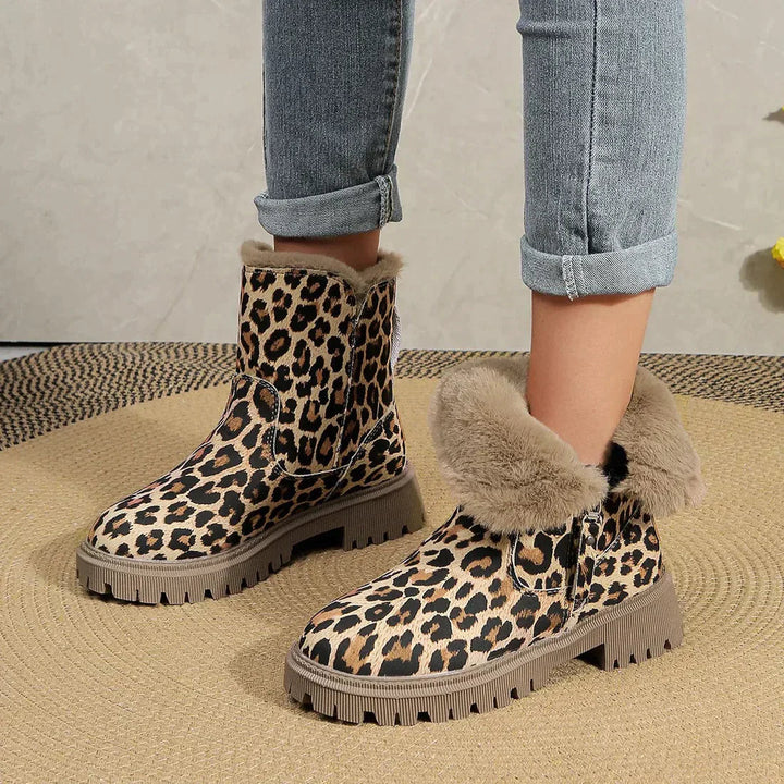Schicke Stiefeletten mit Leopardenmuster für trendige Outfits