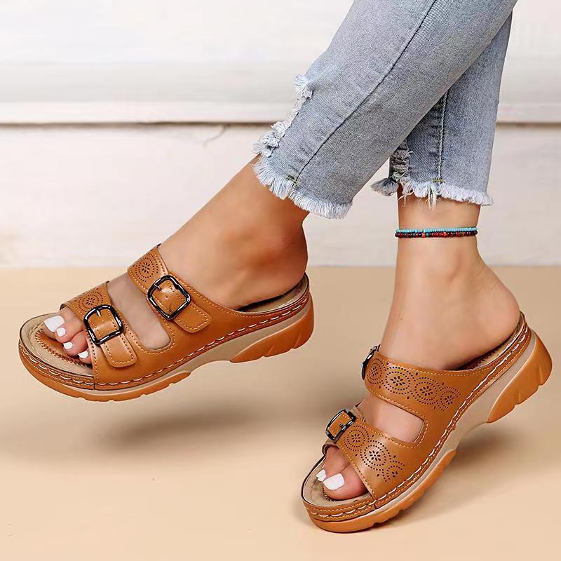 Jasmin® | Orthopädische Hausschuhe mit verstellbarem Schnallendetail