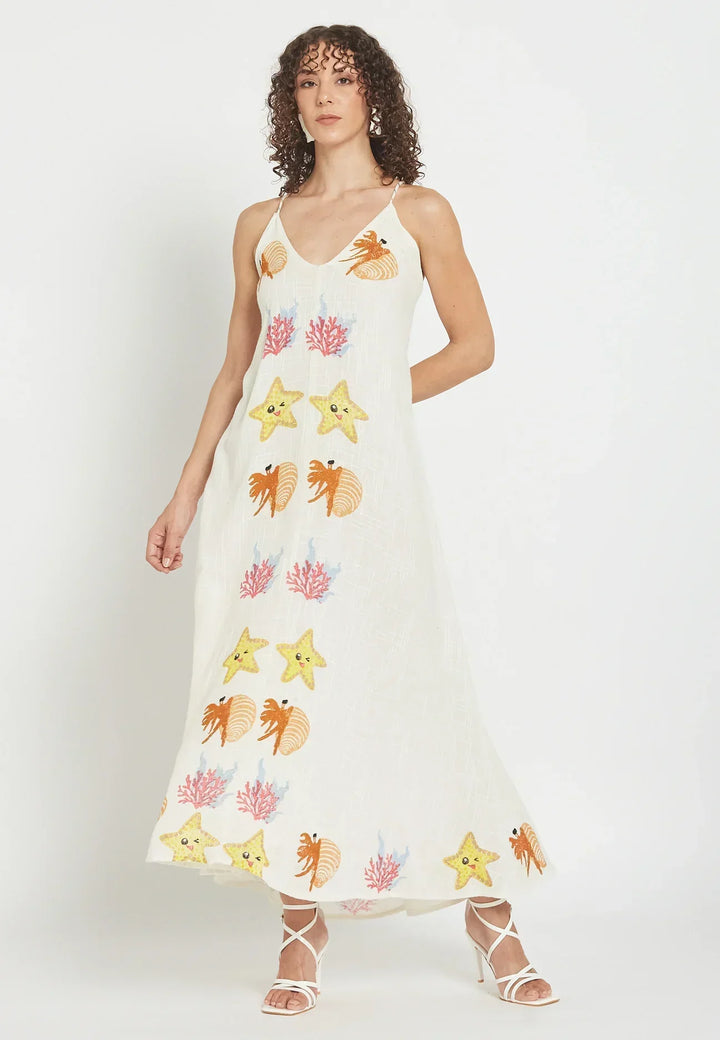 Langes Sommerkleid für Damen mit feiner Meeresstickerei und leichtem Fall
