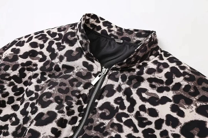 Moderne elegante leichte Damenjacke
