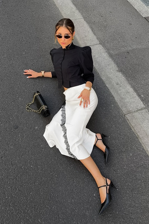 Damen Midirock mit hoher Taille und Spitzenakzent, Rückansicht