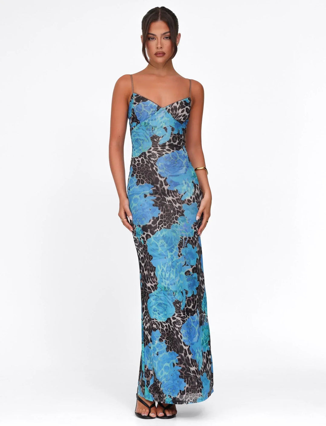Eng anliegendes Maxikleid mit Sweetheart-Ausschnitt und blauem Blumenmuster