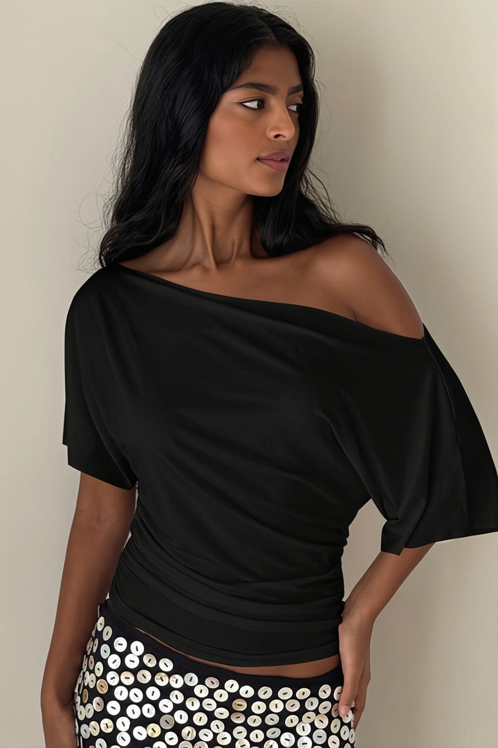 Damen Schulterfreies Raffshirt In Schmaler Passform