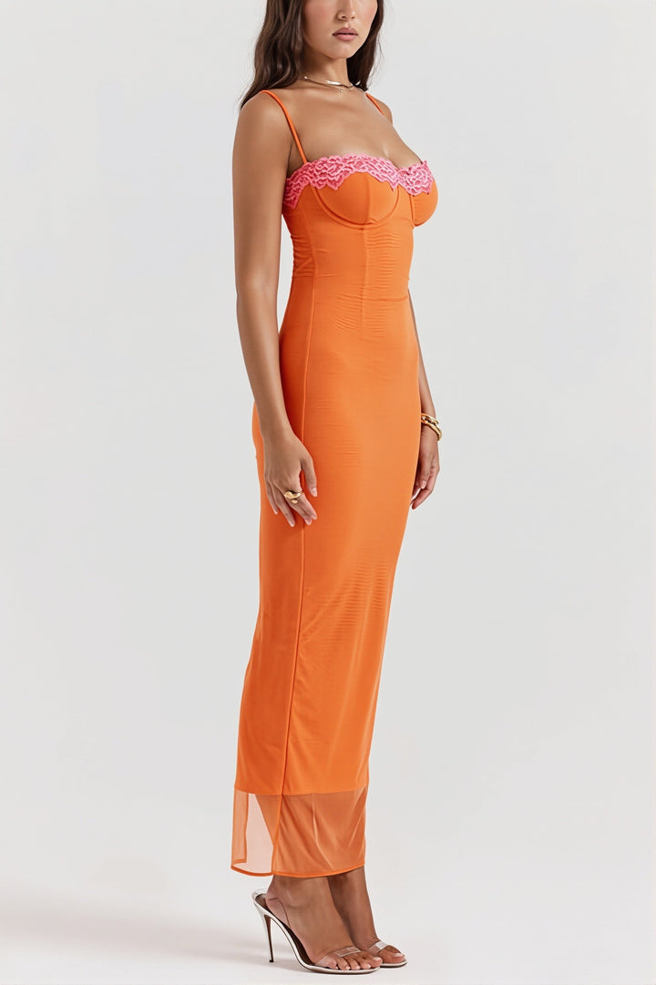 Damen Midikleid mit Spitze im Wickel-Look in Rückenansicht