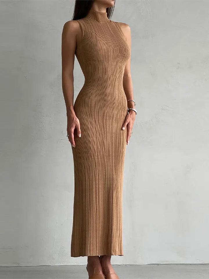 Weiches gestricktes, geripptes Bodycon-Midikleid