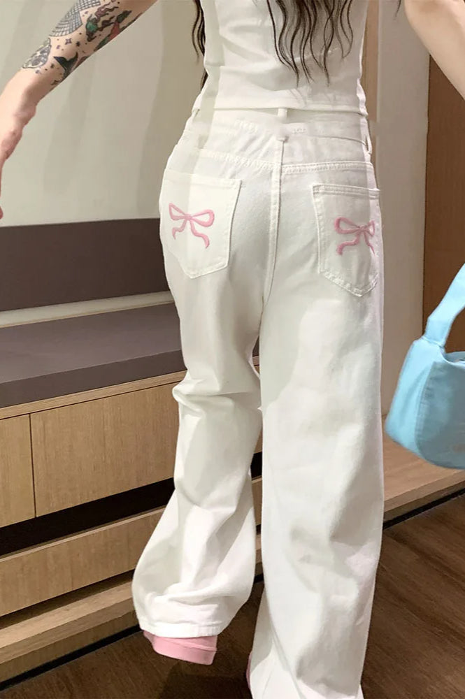 Damen Wide Leg Jeans mit weitem Bein seitlich fotografiert