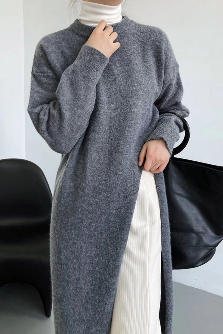 Strickkleid mit Seitenschlitz