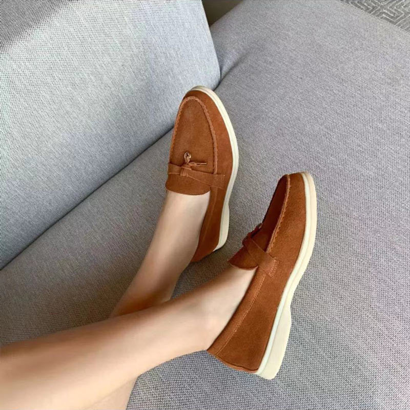 Schicke Damen-Ledermokassins mit Schnallendetail