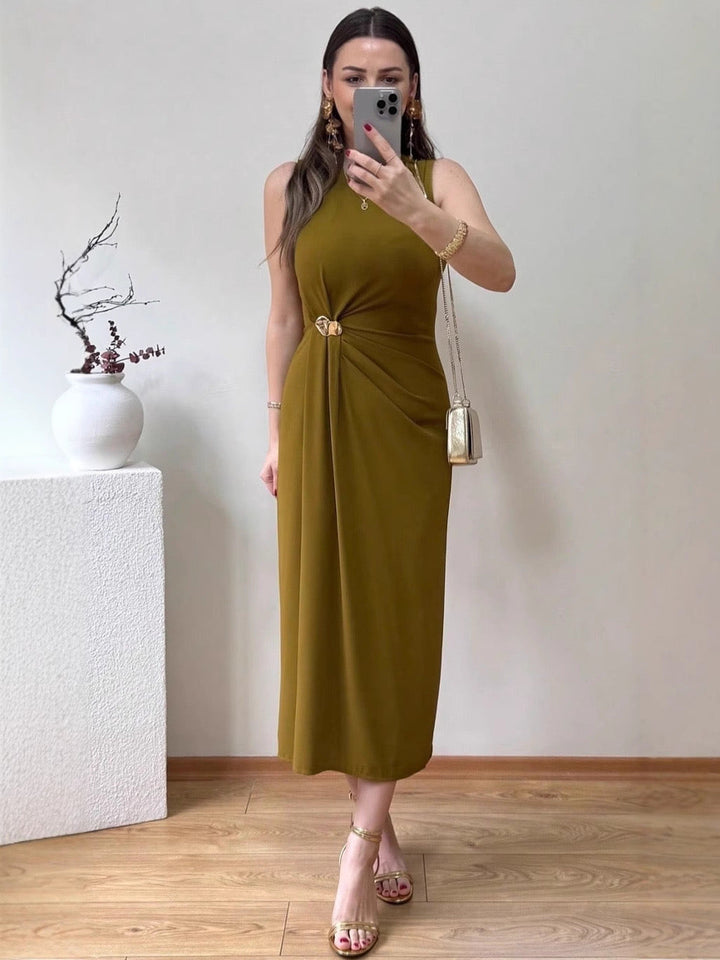 Ärmelloses Maxikleid aus Poly-Mix mit Schlitz in Oliv