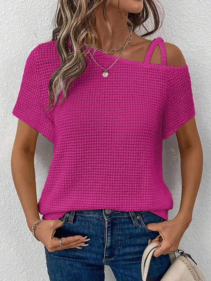 Asymmetrisches T-Shirt mit kurzem Arm und Rundhalsausschnitt