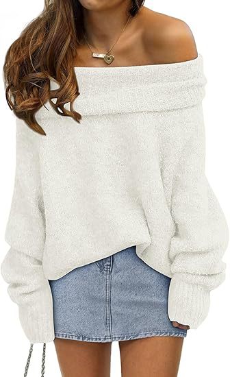 Nahaufnahme der Ärmel und des weichen Strickmaterials