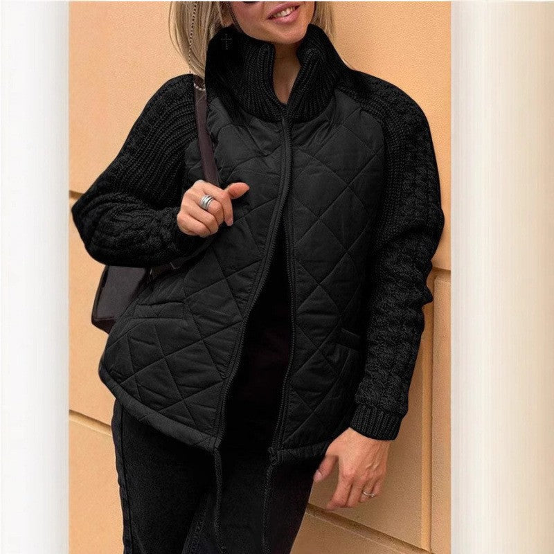 Gemütliche Steppjacke mit Strickärmeln für Damen