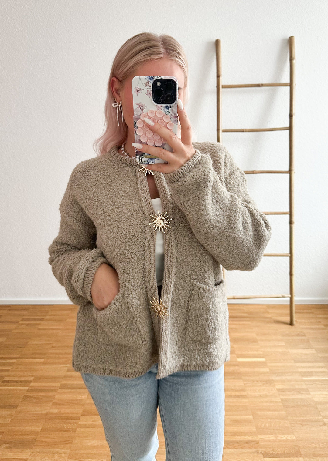 Gemütliche Plüsch-Teddyjacke für legere schicke Looks
