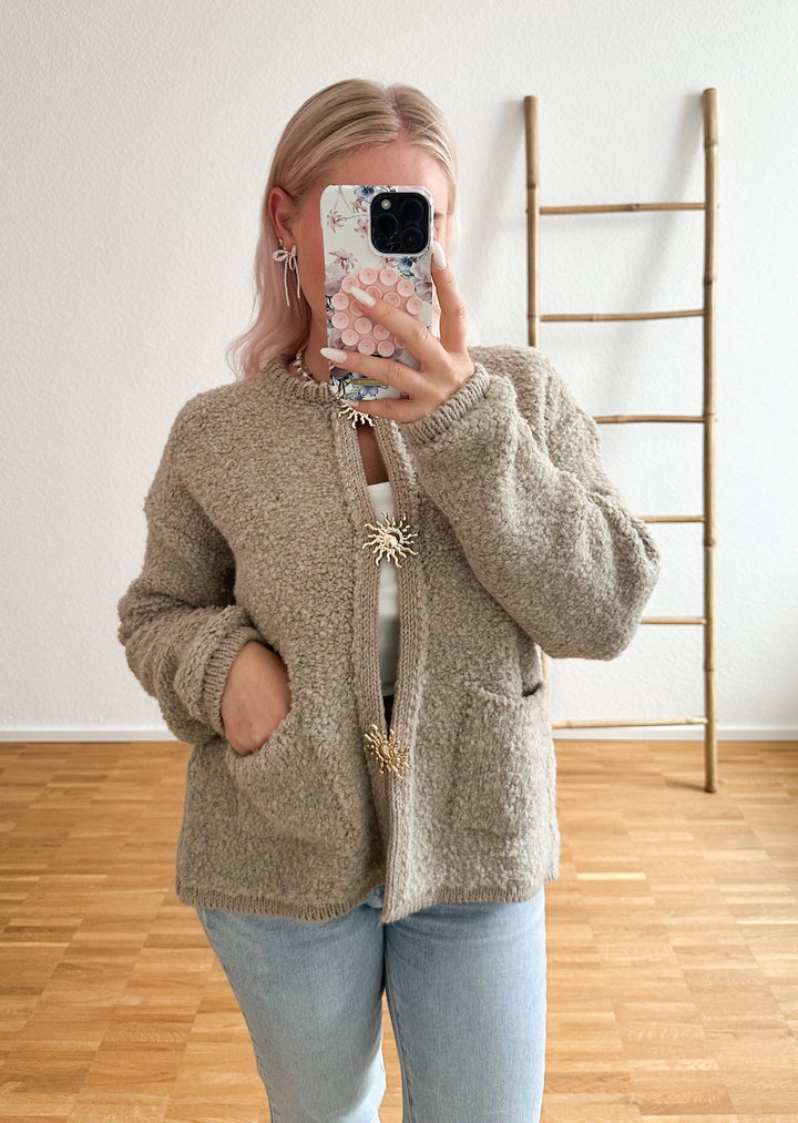 Gemütliche Plüsch-Teddyjacke für legere schicke Looks