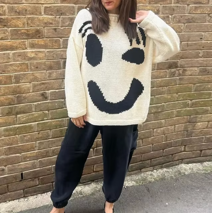 Gemütlicher übergroßer Baumwollstrickpullover