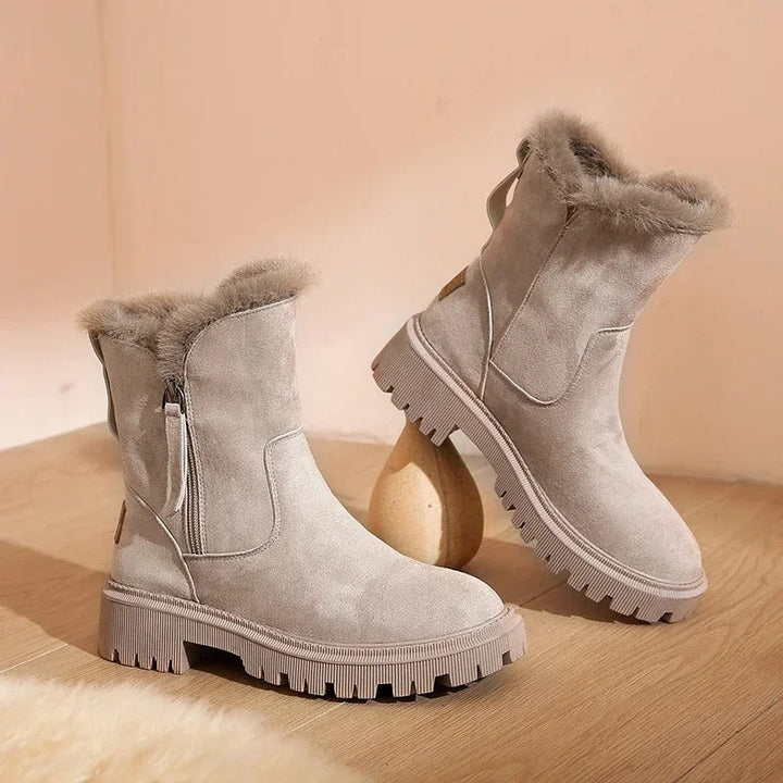 Gemütliche isolierte Winterstiefel