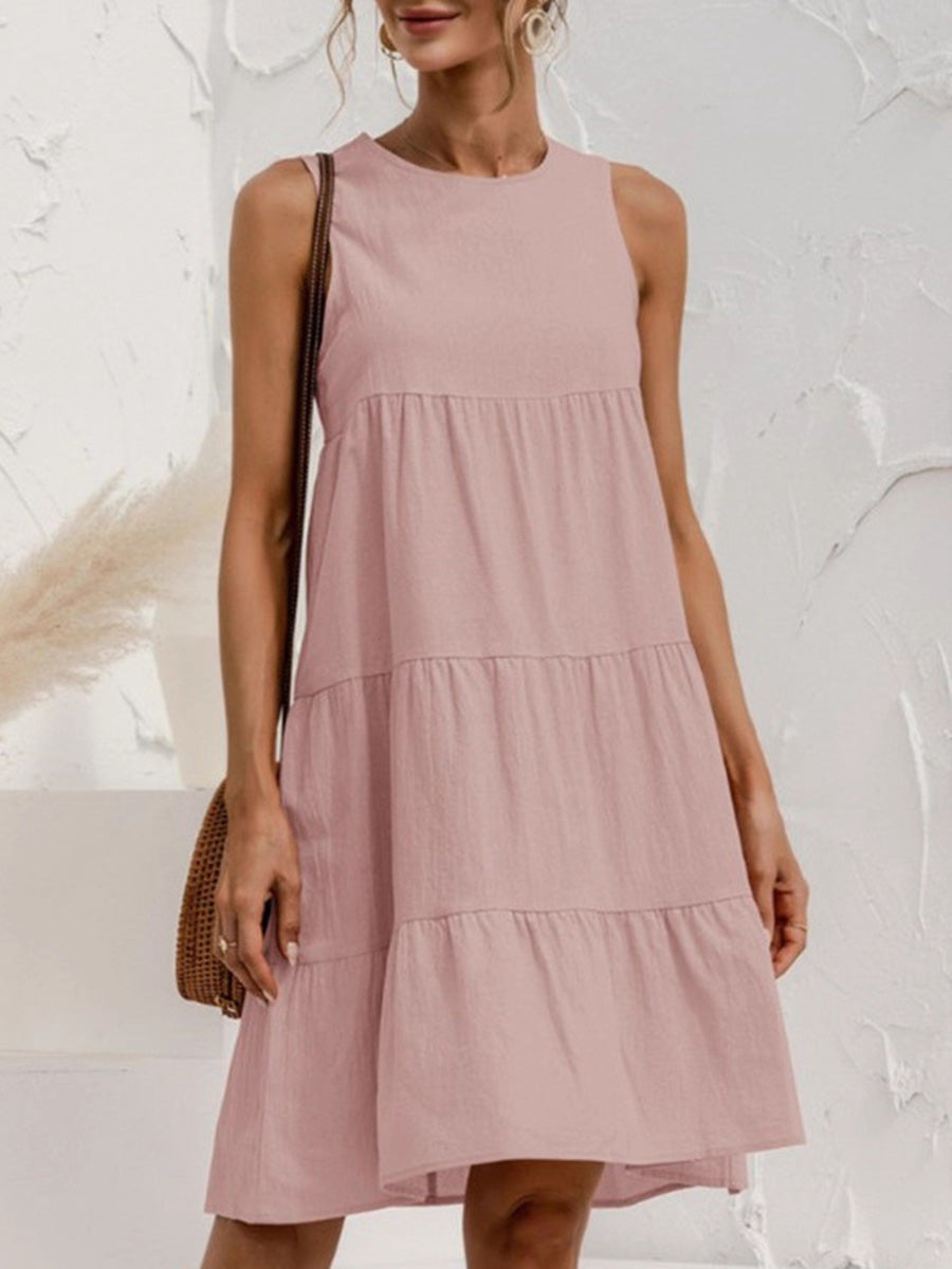Locker geschnittenes Damen Minikleid mit einfarbigem Design und kurzer Länge