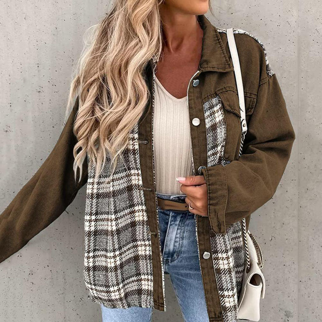 Elegante Damenjacke mit Karomuster und klassischem Kragen