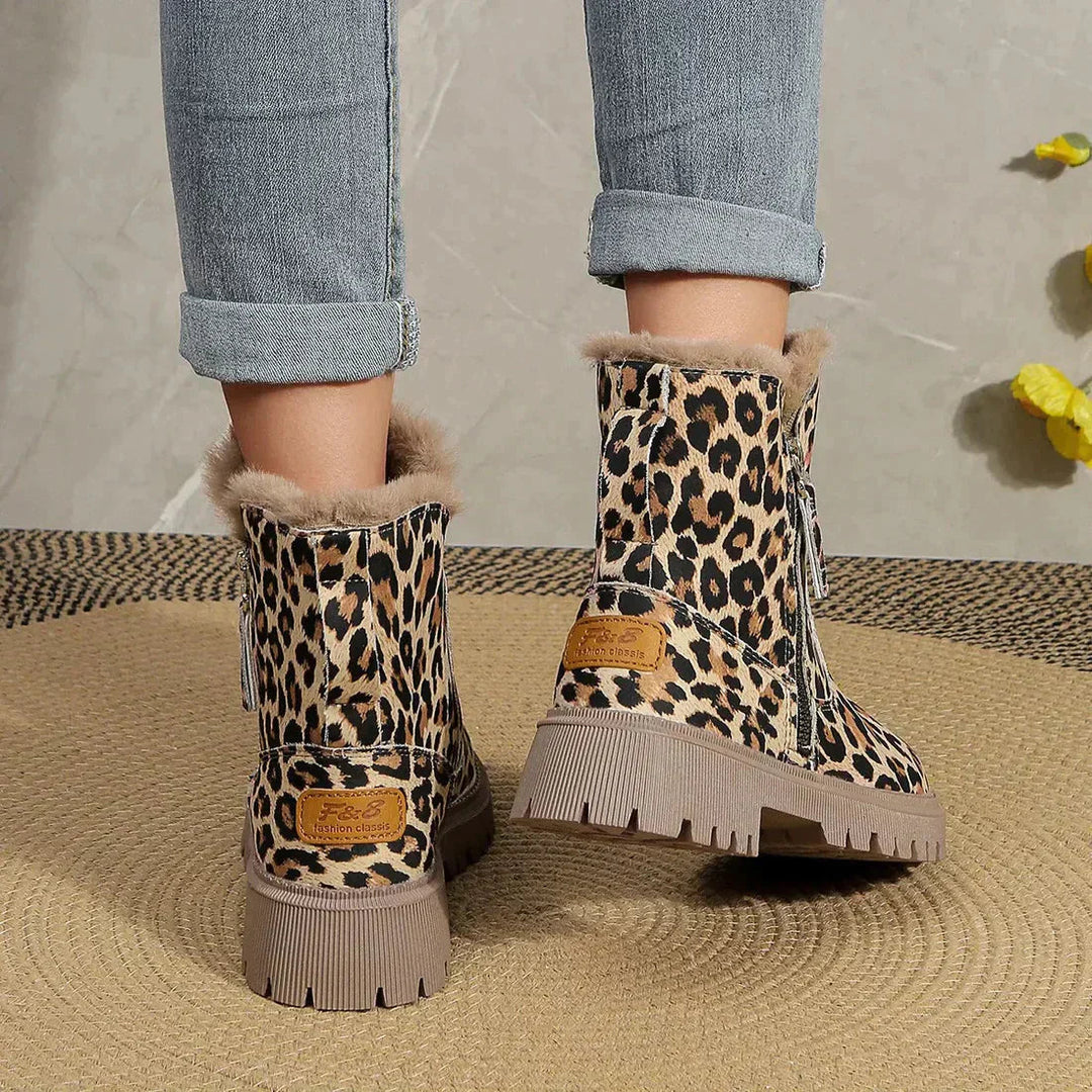 Schicke Stiefeletten mit Leopardenmuster für trendige Outfits