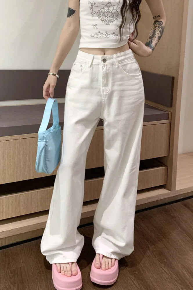 Detailansicht der Stickerei auf den Damen Wide Leg Jeans