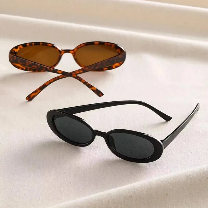 Retro Sonnenbrille mit klarem Glas im Vintage-Stil