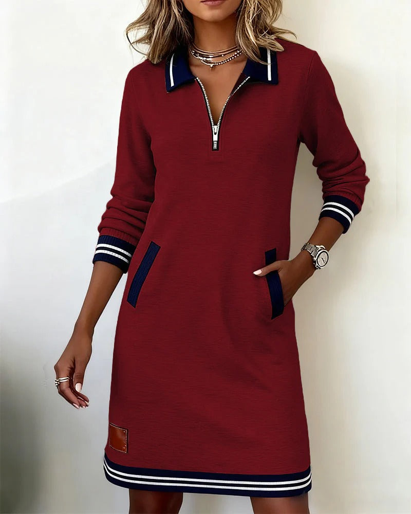 Sportliches Strickkleid mit Reißverschlusskragen