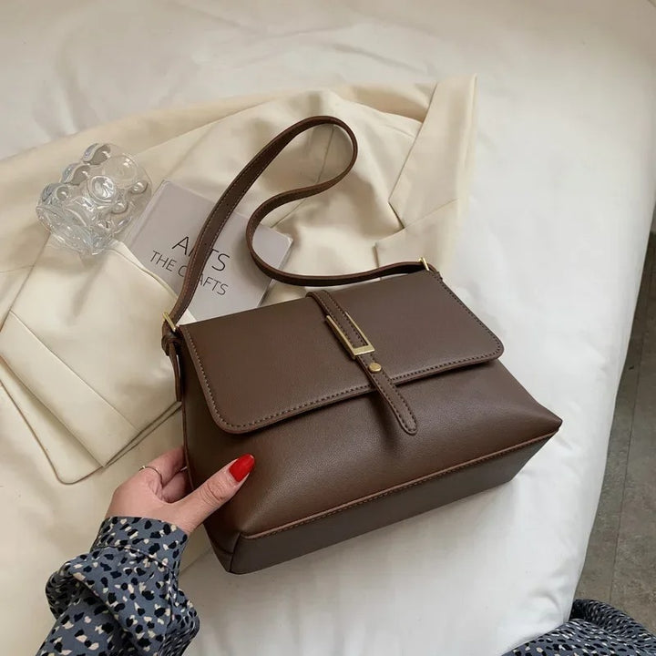 Helviora® | Klassische Schultertasche mit Verschlussriemen