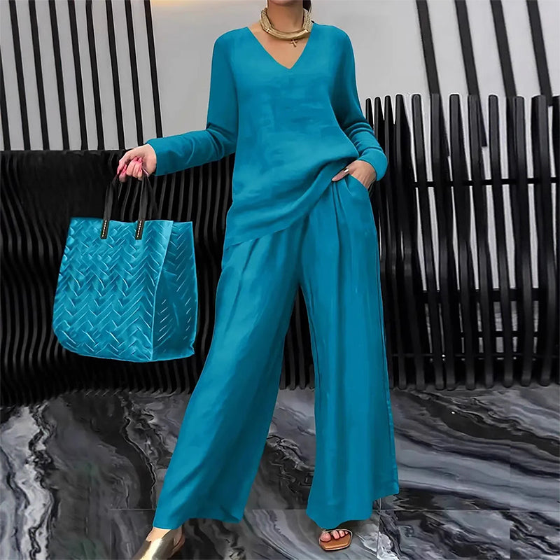 Gemütliches Lounge-Set mit V-Ausschnitt für Damen