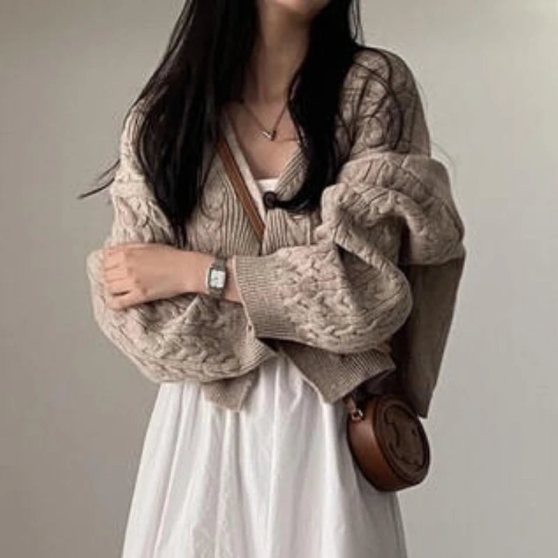Damen V-Ausschnitt Kabelstrickpullover mit lockerem Sitz