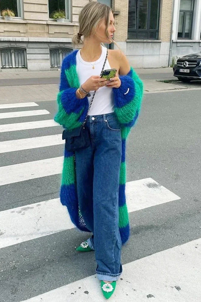 Gemütlicher übergroßer Strickcardigan mit Streifen