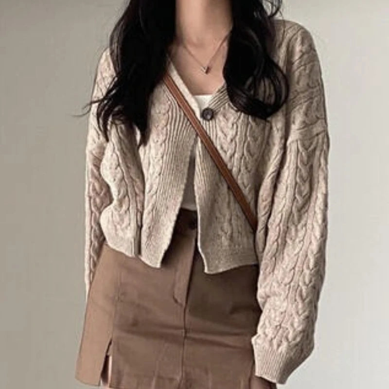 Damen V-Ausschnitt Kabelstrickpullover mit lockerem Sitz