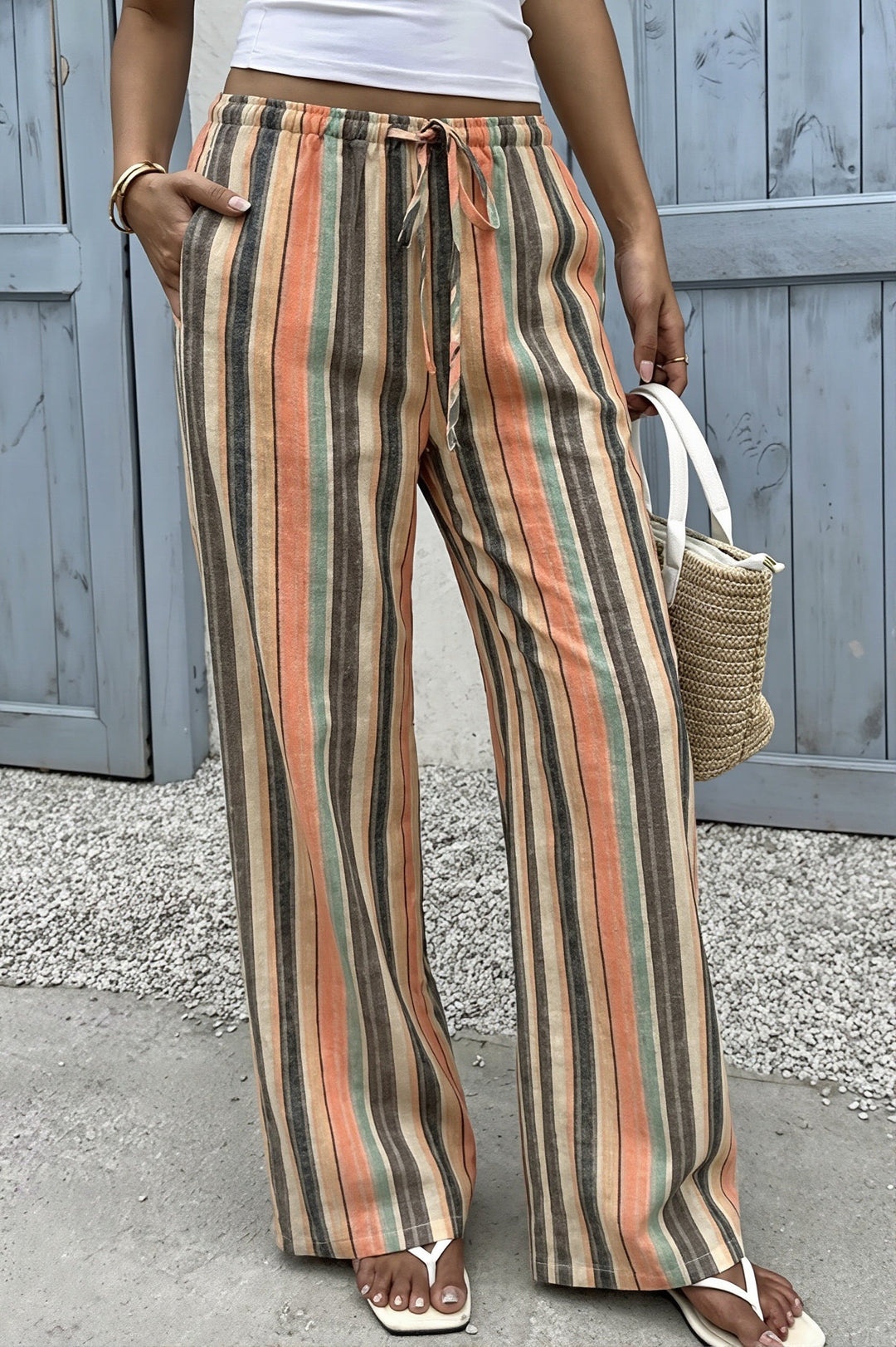 Sommerliche weite Damenhose mit Streifen für Strand, Urlaub und Freizeit