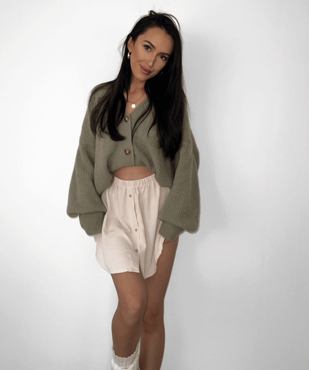 Eleganter weißer Rock