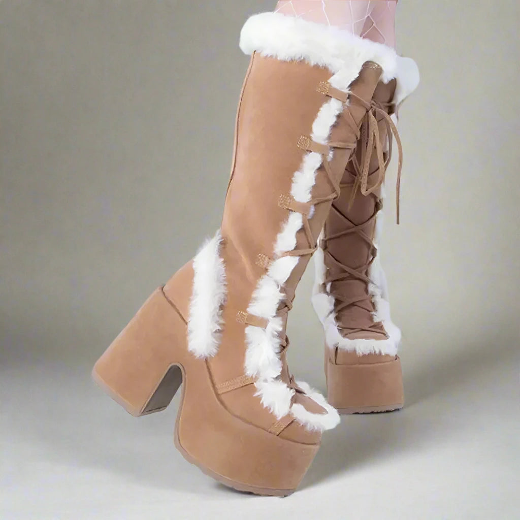 Gemütliche klobige Plateau-Stiefel für den Winterstil