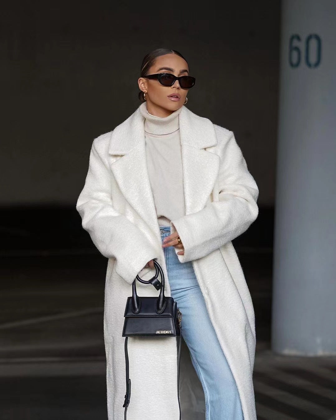 Eleganter locker sitzender Maxi-Mantel aus Wolle