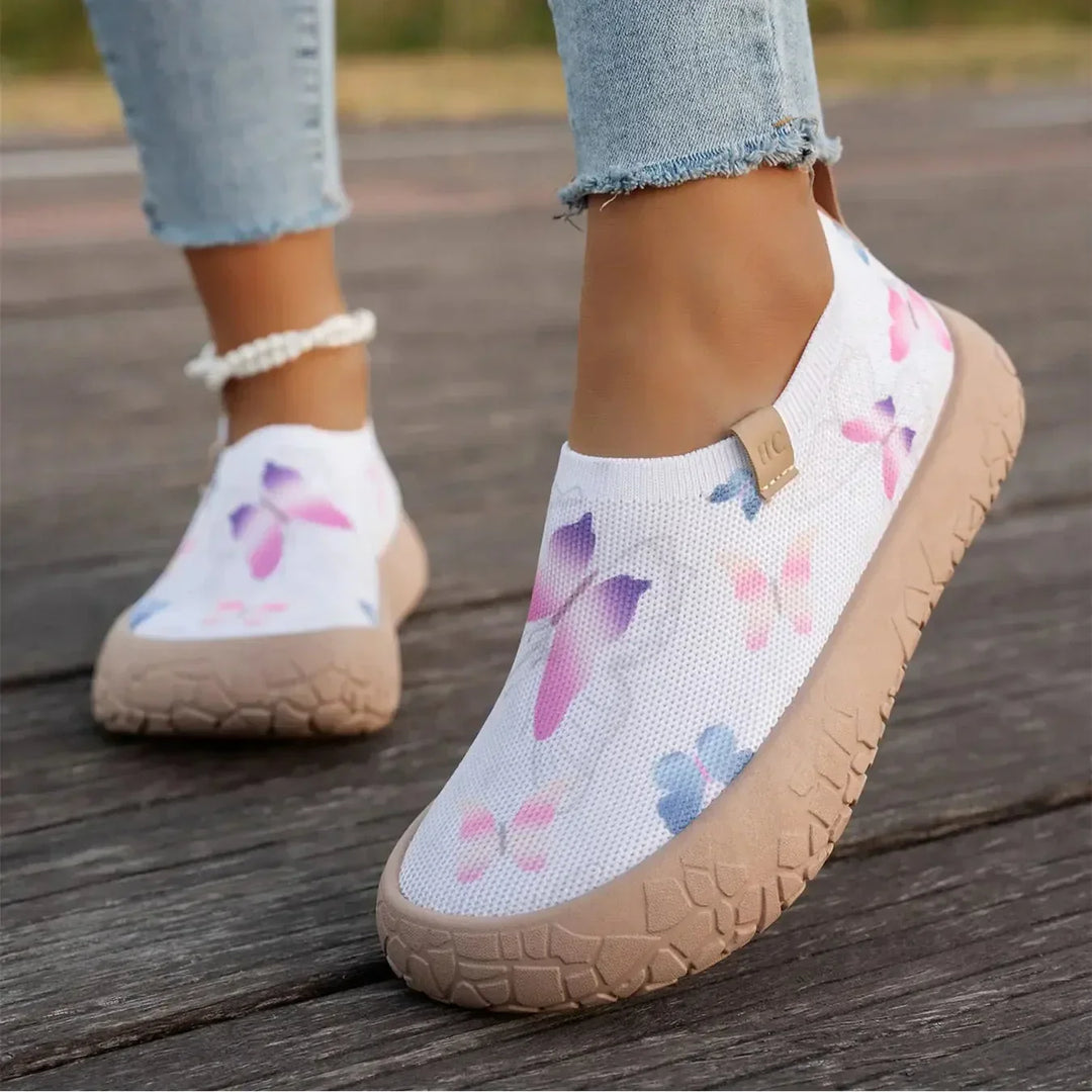 Damen Freizeitsneaker zum Hineinschlüpfen in schräger Seitenansicht