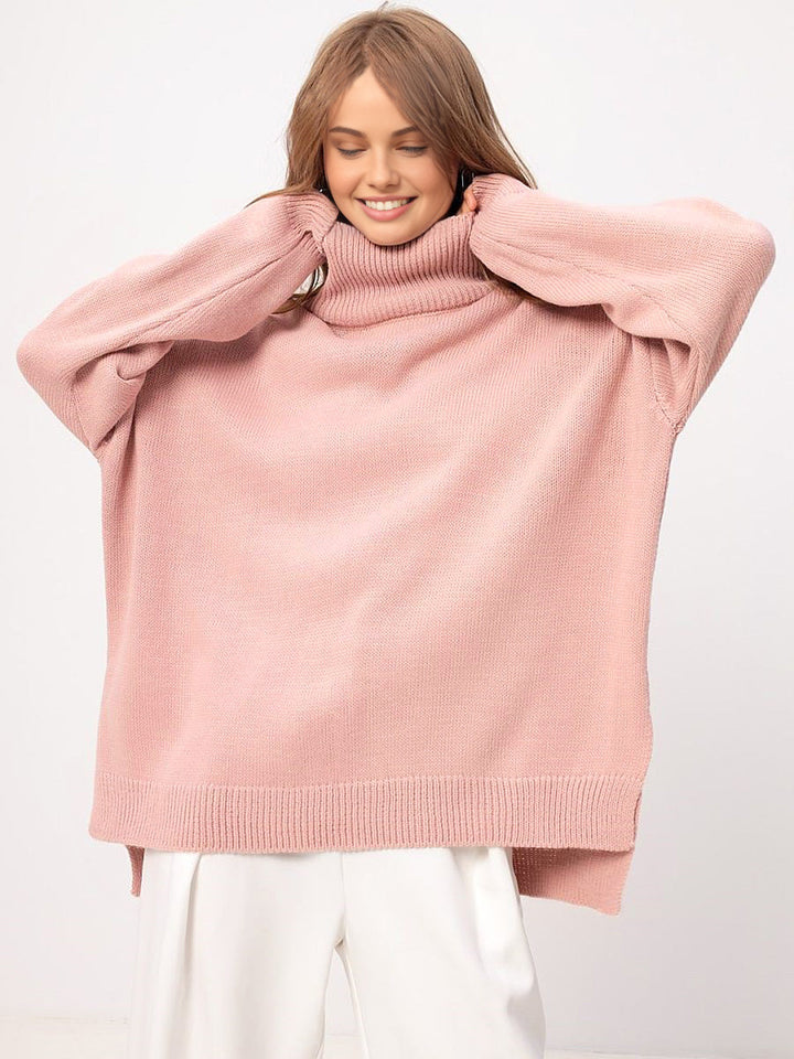 Damen-Oversize-Strickpullover mit Seitenschlitz in der Vorderansicht