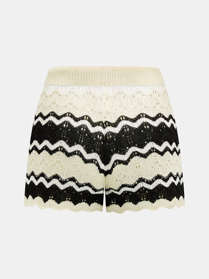 Detailaufnahme des weichen Strickmaterials mit Wellenstruktur