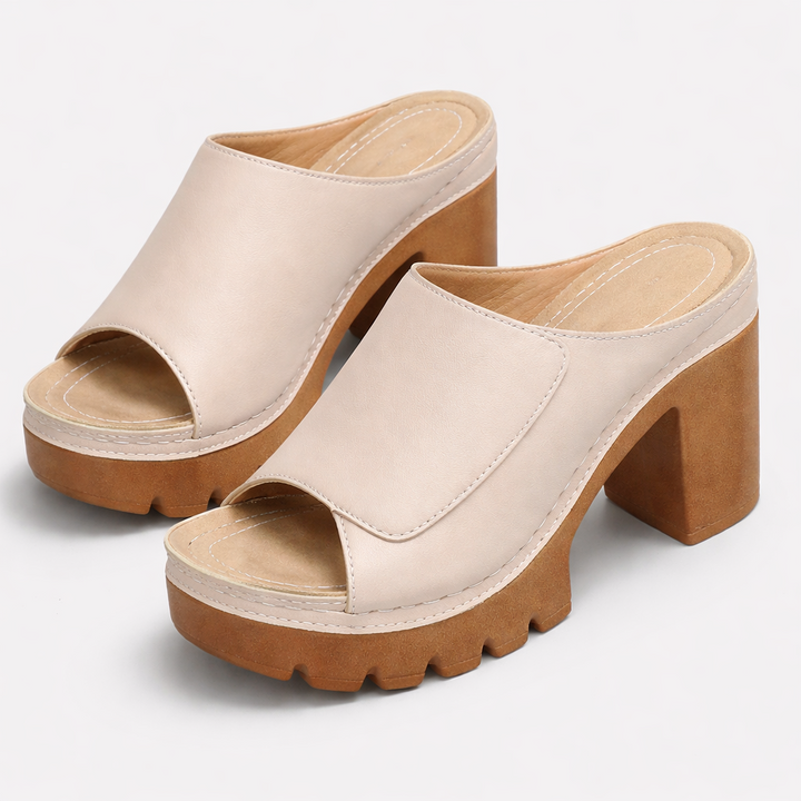 Elegante Damen Sandaletten mit Blockabsatz und Plateau, Gesamtansicht