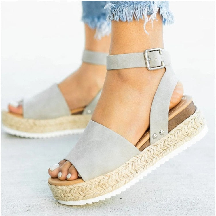 Leona Stylische Sommersandalen für Damen
