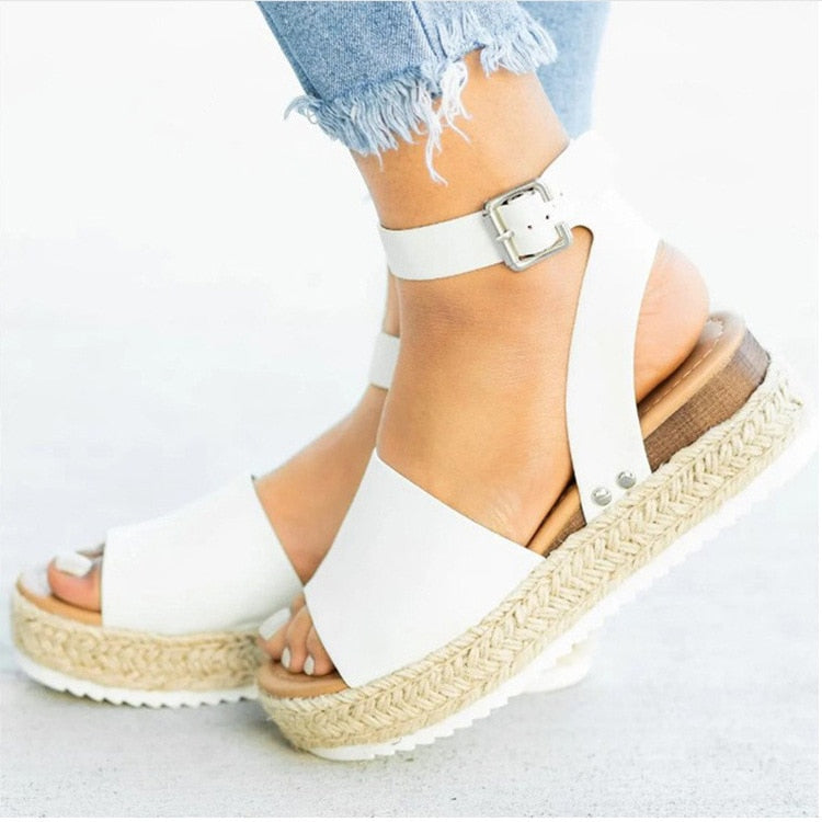 Leona Stylische Sommersandalen für Damen