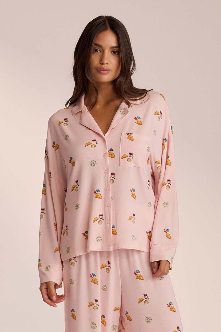 Damen Zweiteiler mit locker fallender Hose und modernem Muster