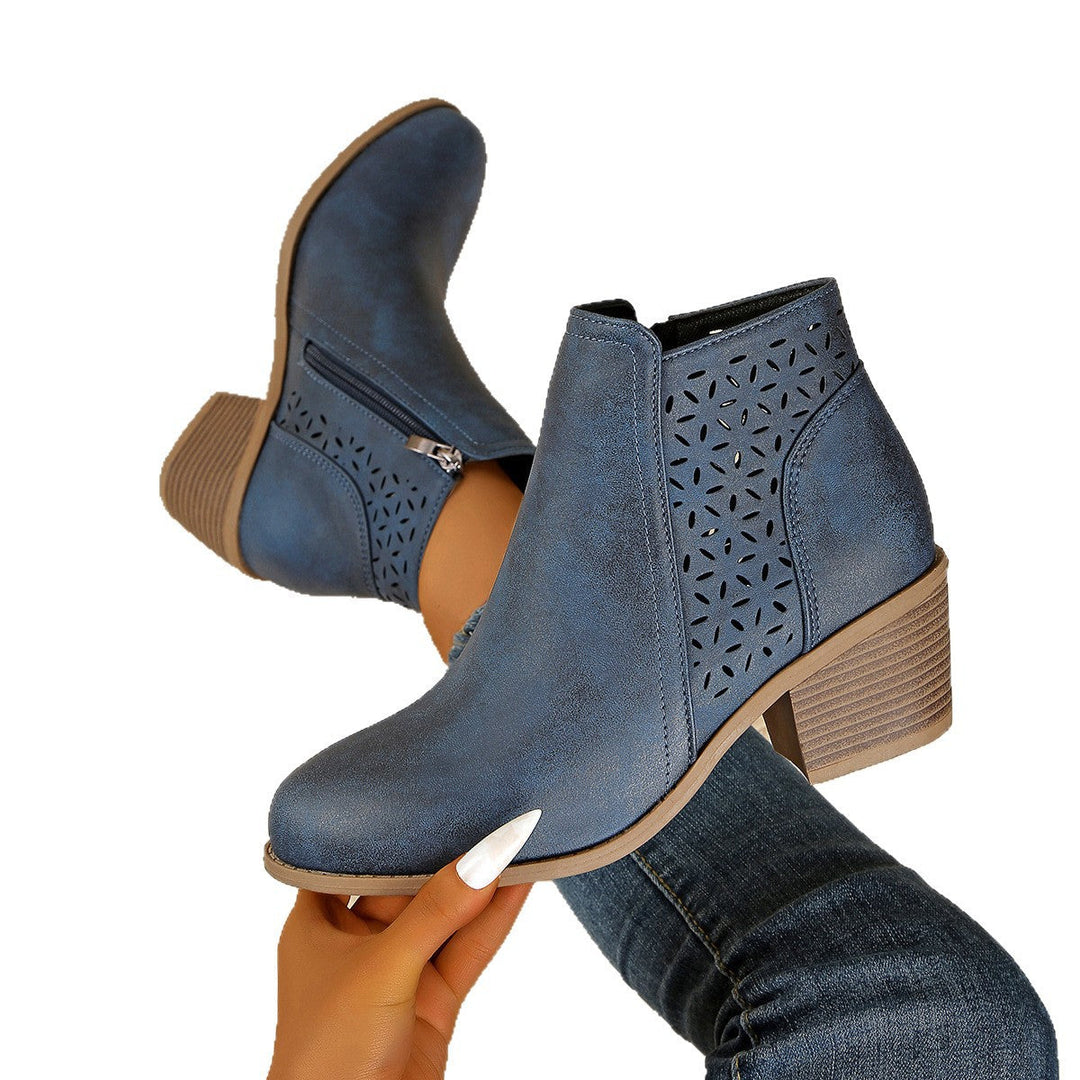Detailaufnahme der Lasercut-Perforation an der Damenstiefelette