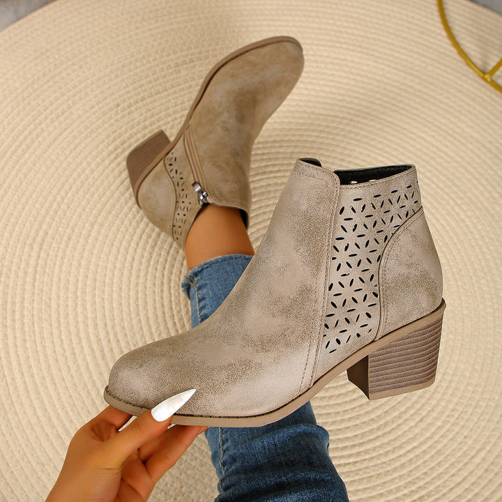 Damenstiefelette mit geschlossener Schuhspitze und Blockabsatz